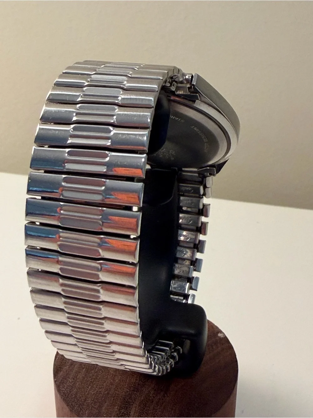 Vintage Pulsar Quartz Day-Date – Stainless Steel with Speidel Bracelet (37mm)